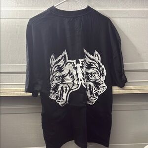 Darc Sport Black and White Short Sleeve Tee with Bold Graphic